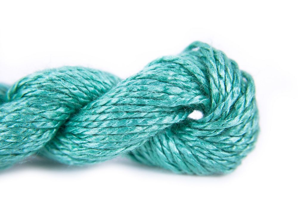 Vineyard Silk Classic C-074 Cascade