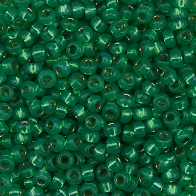Sundance Beads Size 14/15 Emerald 586