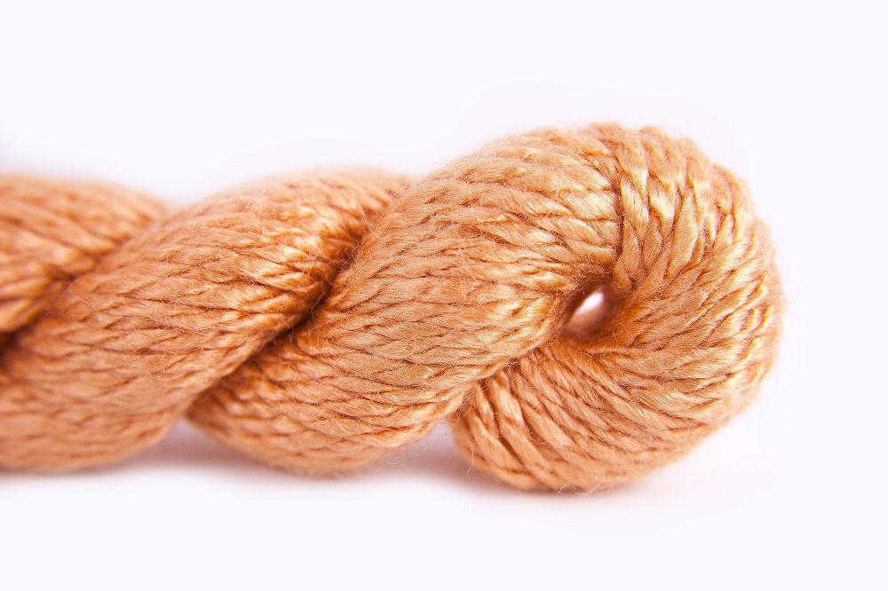 Vineyard Silk Classic C-033 Sandstone