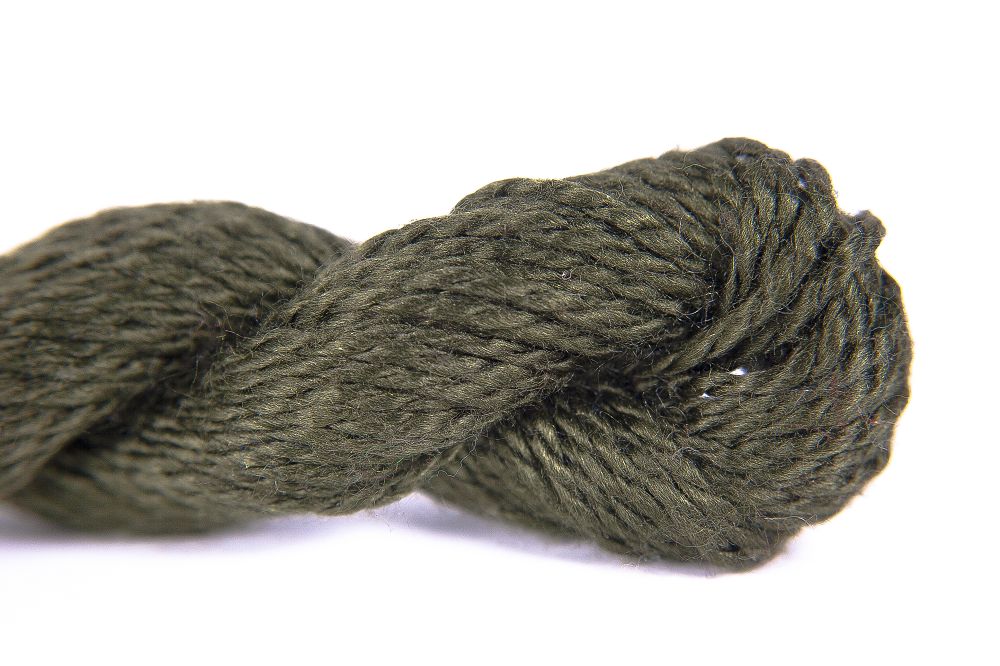 Vineyard Silk Classic C-056 Green Moss