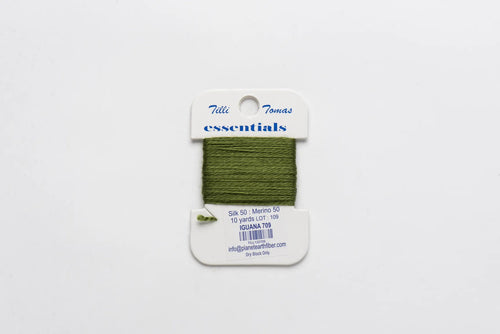 709 Iguana | Essentials