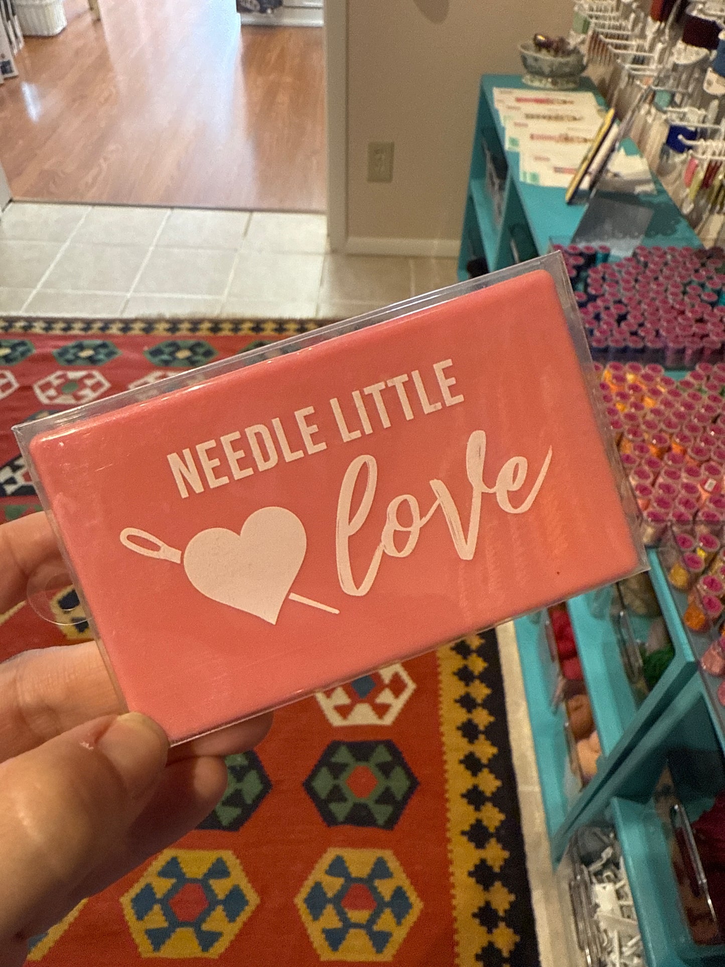 Compact Magnetic Needle Case