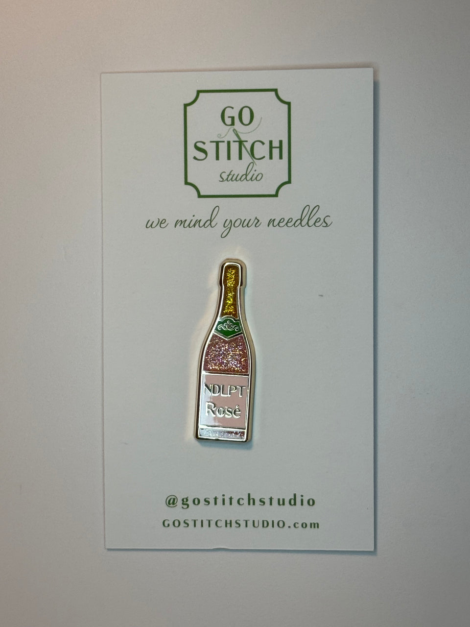 Go Stitch Studio Needle Minder Petite NDLPT Rose