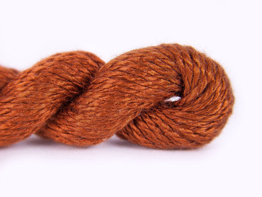Vineyard Silk Classic C-034 Caramel