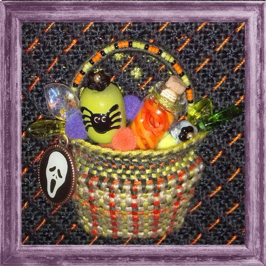 Tiny Halloween Tricks Basket (Kit)