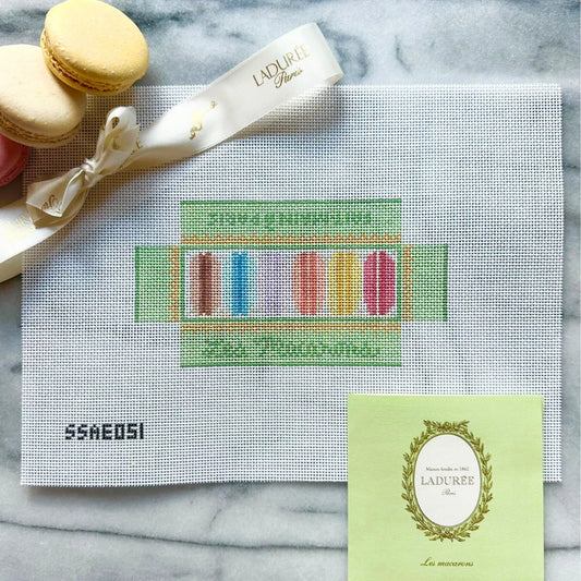3D Macaron Box by Stitch Style