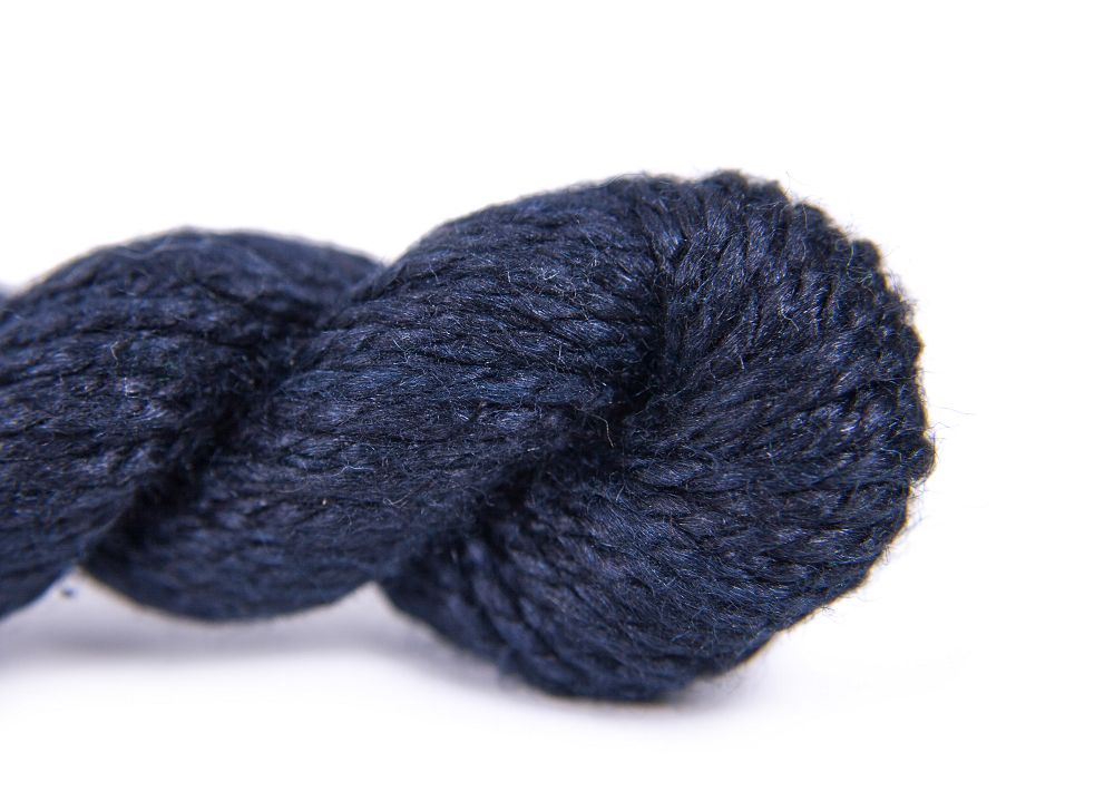 Vineyard Silk Classic C-117 New Navy